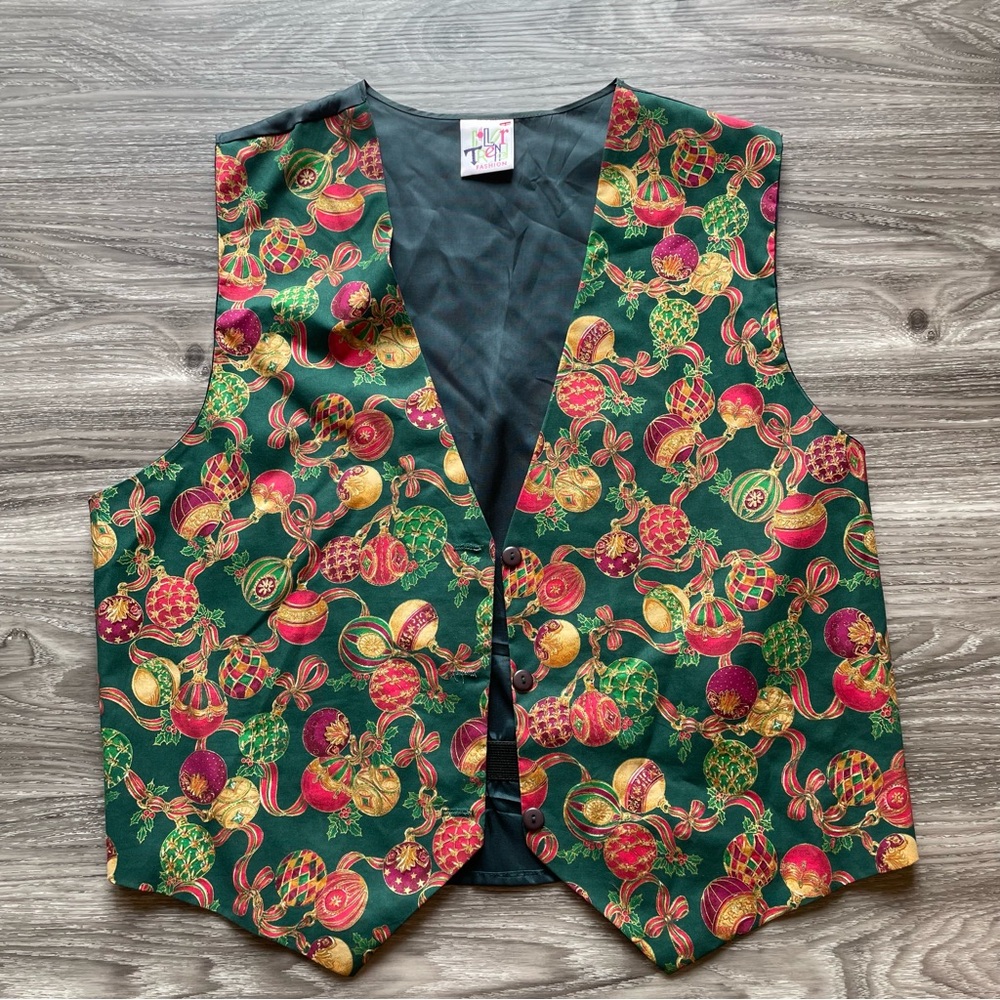 🎄VINTAGE Color Trend Fashion Christmas Holiday Vest–Ornament Print Style.